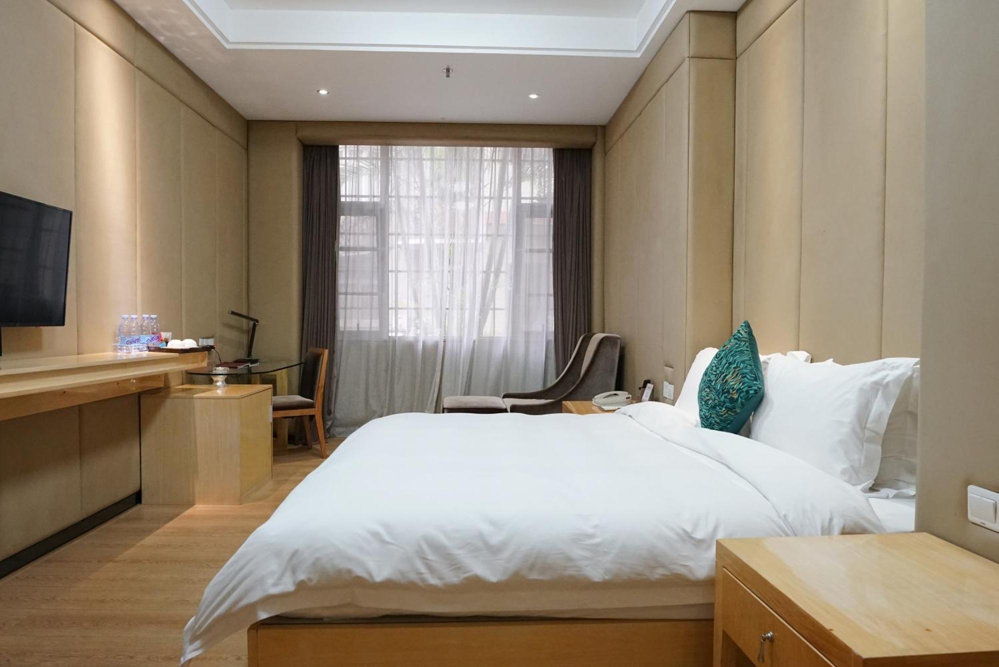 Paco Hotel Ouzhuang Metro Guangzhou-Free Shuttle To Canton Fair Exterior foto
